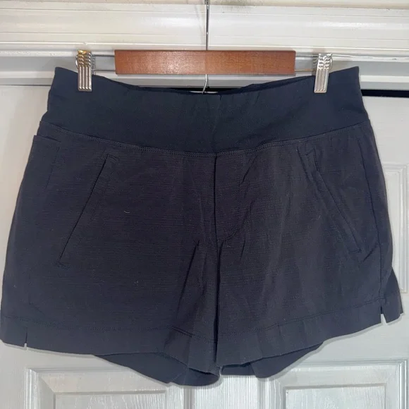 Athleta Trekkie North Black Shorts 10 - Picture 5 of 8